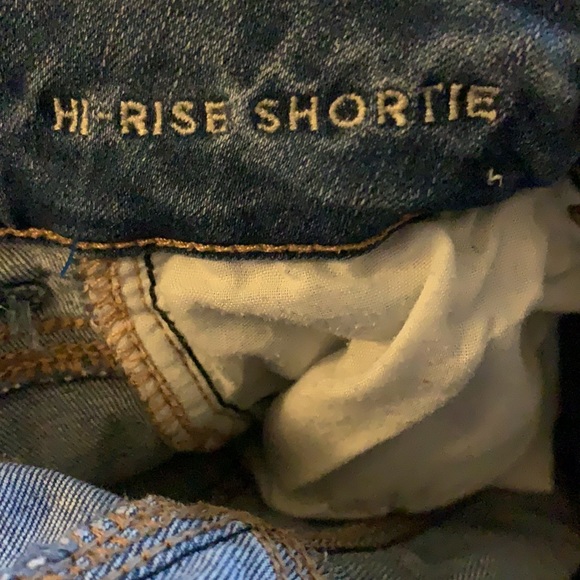 American Eagle Jean hi rise Shortie distress - Picture 7 of 8